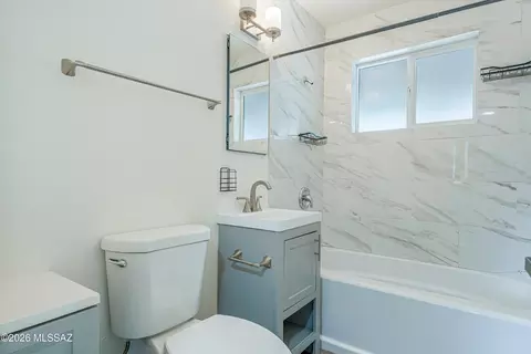 Bath - 4532 E 16th St, Tucson, AZ 85711 photo 1 of 2