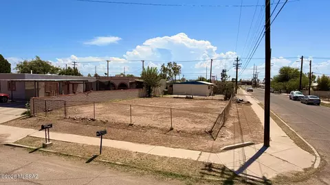 Other - 400 E 34th St, Tucson, AZ 85713 photo 2 of 8