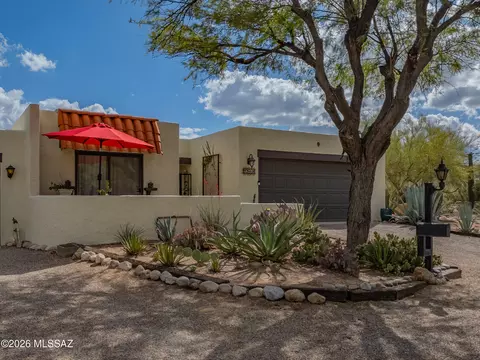 7568 N Palm Cir, Tucson, AZ 85704