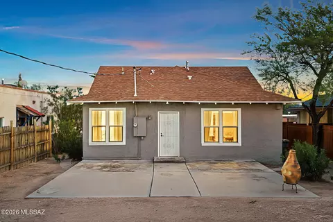Exterior - 1445 E 8th St, Tucson, AZ 85719 photo 7 of 7
