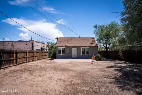 Exterior - 1445 E 8th St, Tucson, AZ 85719 photo 5 of 7