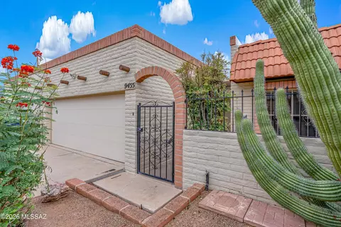 9455 E Golden West St, Tucson, AZ 85710