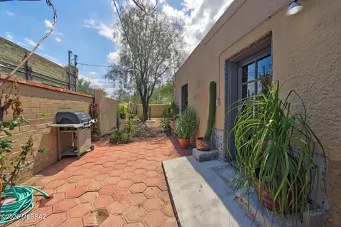 Exterior - 2931 Edison St, Tucson, AZ 85716 photo 7 of 21
