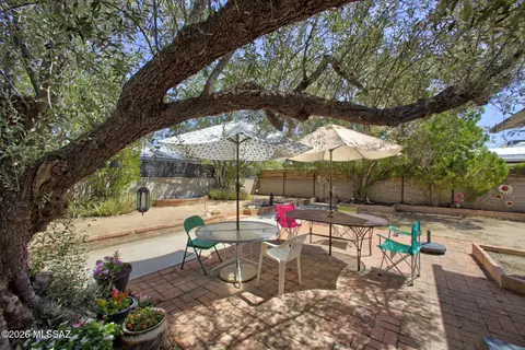 Exterior - 1141 E Smoot, Tucson, AZ 85719 photo 13 of 15