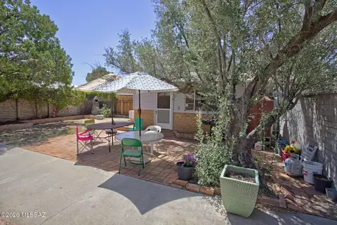 Exterior - 1141 E Smoot, Tucson, AZ 85719 photo 6 of 15