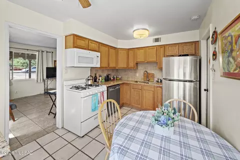 Kitchen - 1141 E Smoot, Tucson, AZ 85719 photo 3 of 7
