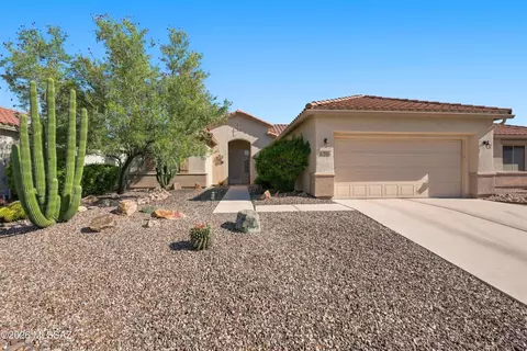 7622 W Starry Night Ln, Tucson, AZ 85743