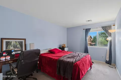 Bedroom - 10248 E Buffaloberry Loop, Tucson, AZ 85748 photo 5 of 9