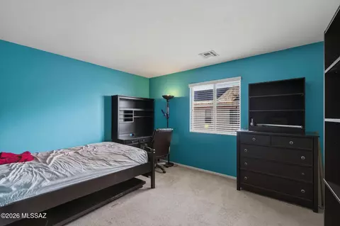 Bedroom - 10248 E Buffaloberry Loop, Tucson, AZ 85748 photo 7 of 9