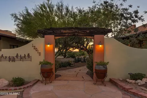 13013 E Redington Rd, Tucson, AZ 85749
