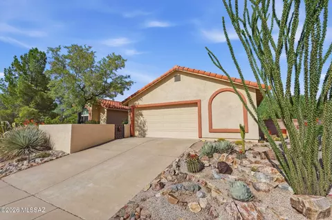 1211 N Avenida Canon Del Cajon, Green Valley, AZ 85614