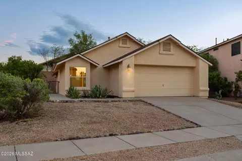 2555 W Brogan St, Tucson, AZ 85745