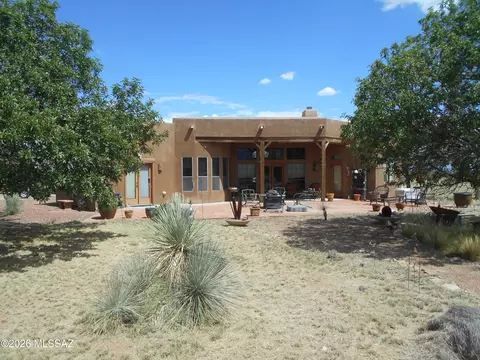 Exterior - 1077 S Central Rd, Pearce, AZ 85625 photo 6 of 14