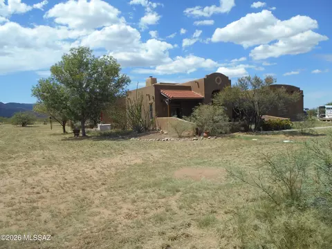 Exterior - 1077 S Central Rd, Pearce, AZ 85625 photo 4 of 14