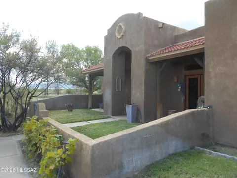Exterior - 1077 S Central Rd, Pearce, AZ 85625 photo 3 of 14