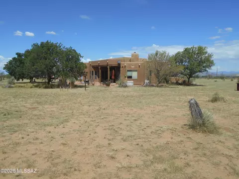 Exterior - 1077 S Central Rd, Pearce, AZ 85625 photo 7 of 14