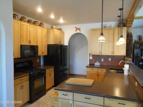 Kitchen - 1077 S Central Rd, Pearce, AZ 85625 photo 1 of 2