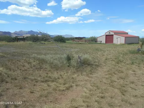 Exterior - 1077 S Central Rd, Pearce, AZ 85625 photo 9 of 14