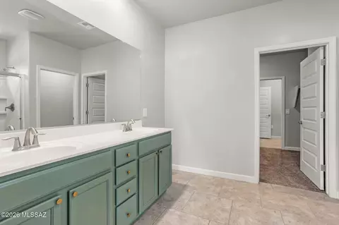 Entry Way - 942 S Grantham Ave, Vail, AZ 85641 photo 1 of 2