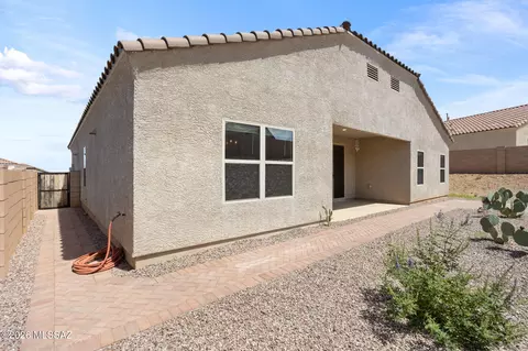 Exterior - 942 S Grantham Ave, Vail, AZ 85641 photo 7 of 7