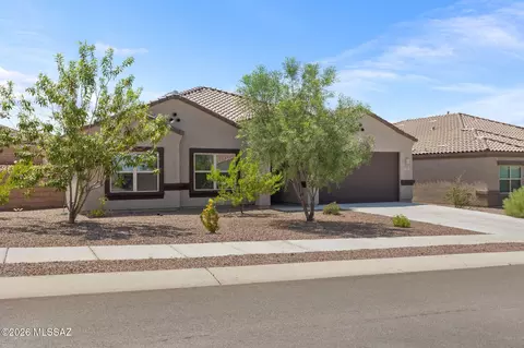 Exterior - 942 S Grantham Ave, Vail, AZ 85641 photo 3 of 7