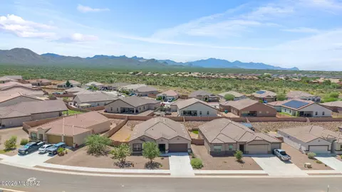 View/Area - 942 S Grantham Ave, Vail, AZ 85641 photo 7 of 8