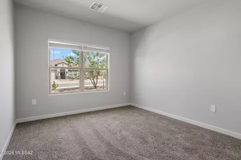 Bedroom - 942 S Grantham Ave, Vail, AZ 85641 photo 4 of 4