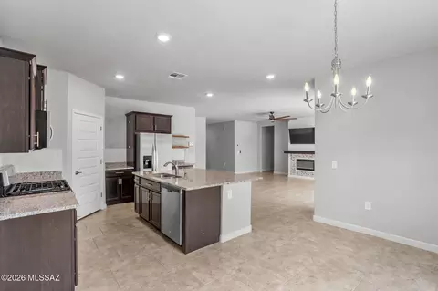 Other - 942 S Grantham Ave, Vail, AZ 85641 photo 2 of 15
