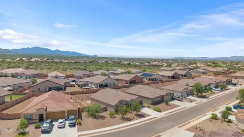 View/Area - 942 S Grantham Ave, Vail, AZ 85641 photo 8 of 8