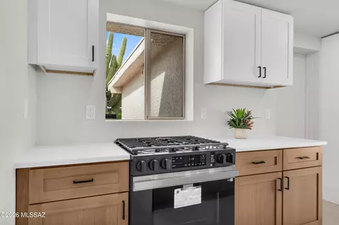 Kitchen - 7438 E 25th St, Tucson, AZ 85710 photo 5 of 5
