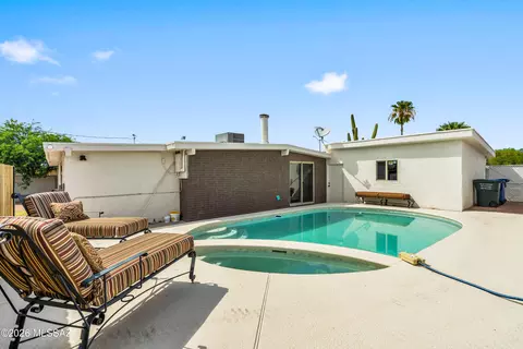 Exterior - 7438 E 25th St, Tucson, AZ 85710 photo 3 of 6