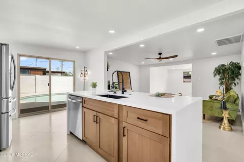 Kitchen - 7438 E 25th St, Tucson, AZ 85710 photo 3 of 5