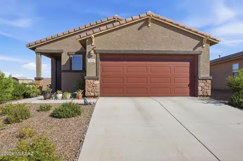 7016 W Star Garden Way, Tucson, AZ 85757