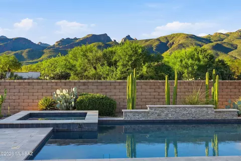 Exterior - 9915 E Goldsmith Pl, Tucson, AZ 85749 photo 5 of 5