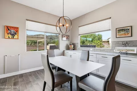 Dining - 9915 E Goldsmith Pl, Tucson, AZ 85749 photo 3 of 4