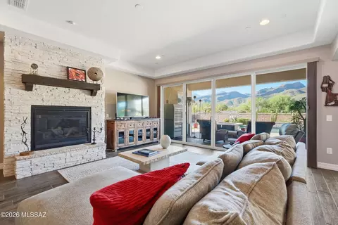 Living - 9915 E Goldsmith Pl, Tucson, AZ 85749 photo 1 of 6