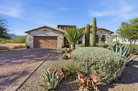 Exterior - 9915 E Goldsmith Pl, Tucson, AZ 85749 photo 2 of 5