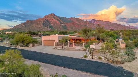 8100 N Mountainside Ave, Oro Valley, AZ 85704