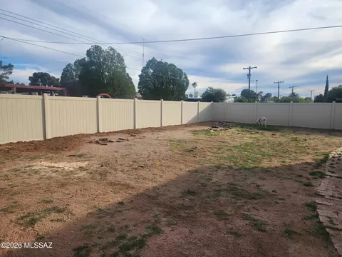 Exterior - 7342 E 28th Pl, Tucson, AZ 85710 photo 2 of 2