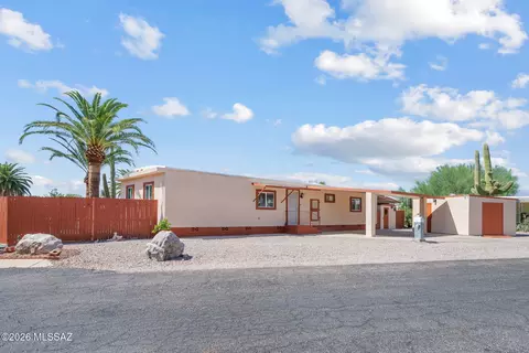 5935 W Box R St, Tucson, AZ 85713