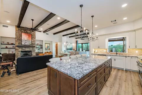 Kitchen - 15320 E Tumbling L Ranch Pl, Vail, AZ 85641 photo 2 of 5