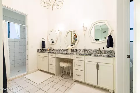 Bath - 15320 E Tumbling L Ranch Pl, Vail, AZ 85641 photo 1 of 9