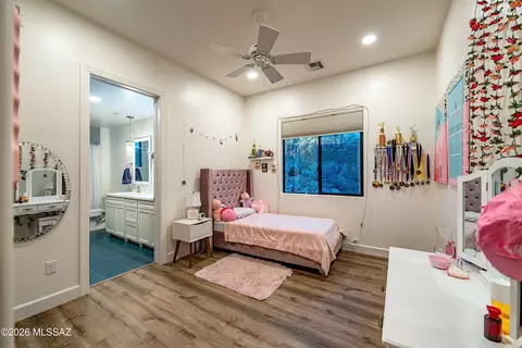 Bedroom - 15320 E Tumbling L Ranch Pl, Vail, AZ 85641 photo 3 of 4