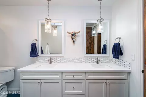 Bath - 15320 E Tumbling L Ranch Pl, Vail, AZ 85641 photo 4 of 9