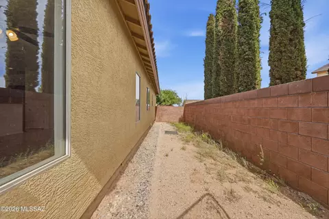Exterior - 2090 W Cave Cotton Loop, Benson, AZ 85602 photo 3 of 10