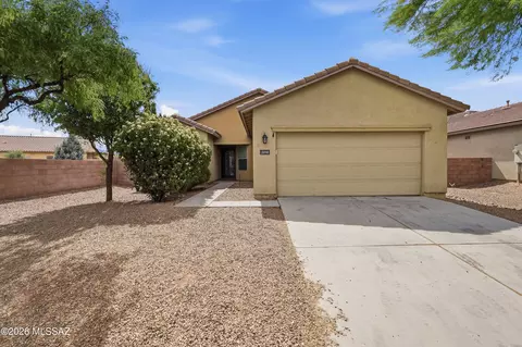 Exterior - 2090 W Cave Cotton Loop, Benson, AZ 85602 photo 2 of 10