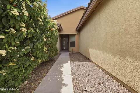 Entry Way - 2090 W Cave Cotton Loop, Benson, AZ 85602 photo 1 of 2