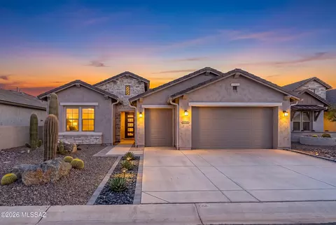 61797 E Oak Stone Ln, Oracle, AZ 85623