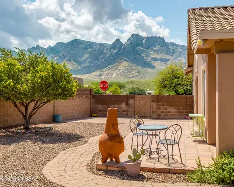 1535 E Ganymede Dr, Oro Valley, AZ 85737