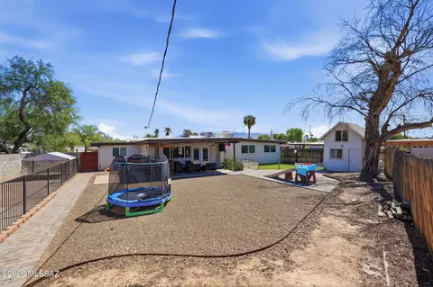 Exterior - 8411 E Baker St, Tucson, AZ 85710 photo 6 of 13